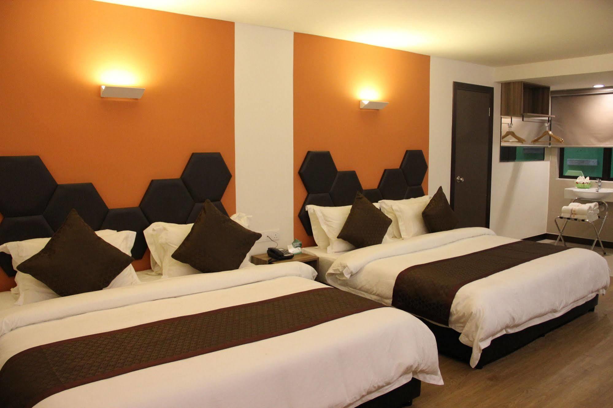 Memoire Hornbill Hotel Kuching Exterior foto